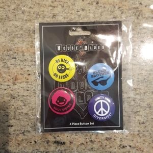 🛍️ House of Blues 4 piece button set